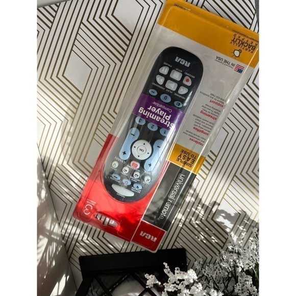 New in box RCA‎ universal remote streaming player compatible - Picture 2 of 3